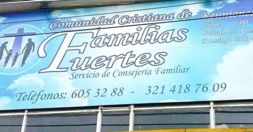 COMUNIDAD CRISTIANA DE FAMILIAS FUERTES COMUNIDAD CRISTIANA DE FAMILIAS FUERTES